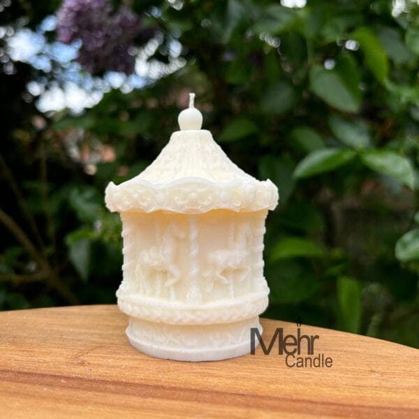 Carousel-white-candle