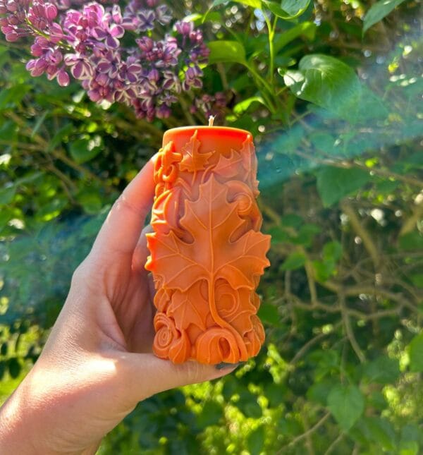 Maple Leaf Cylinder Candle